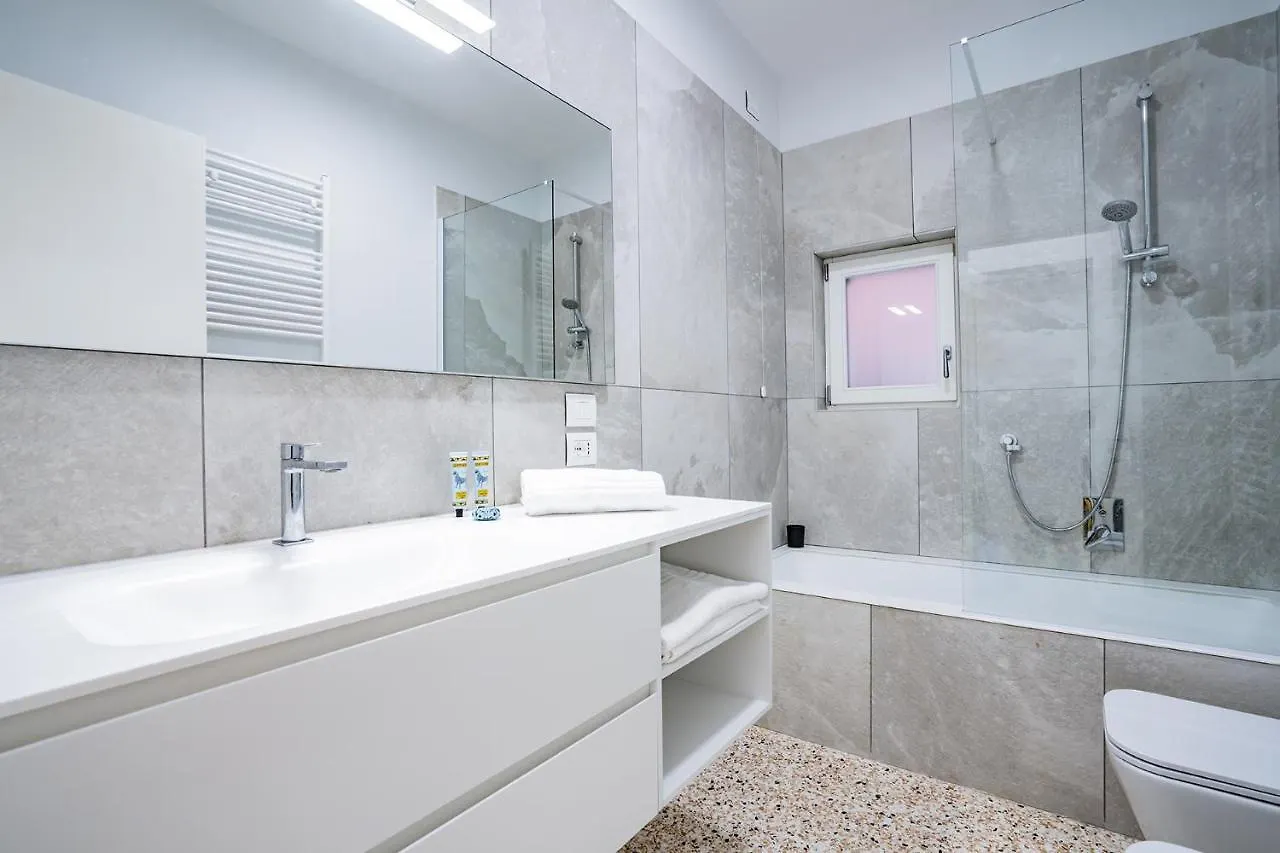 Ca' San Beneto Completely Refurbished In A Fabulously Central Area Venice